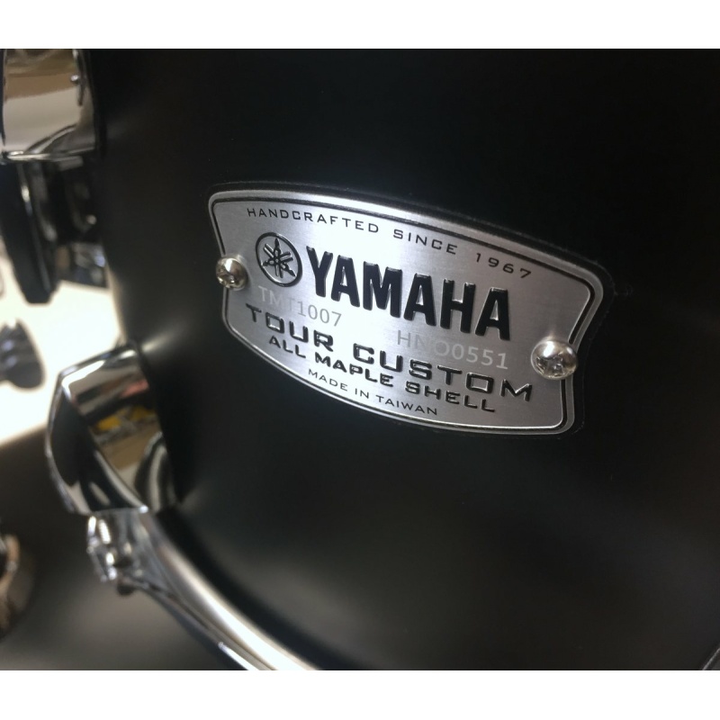 Yamaha Tour Custom 20in 4pc Shell Pack – Licorice Satin 6