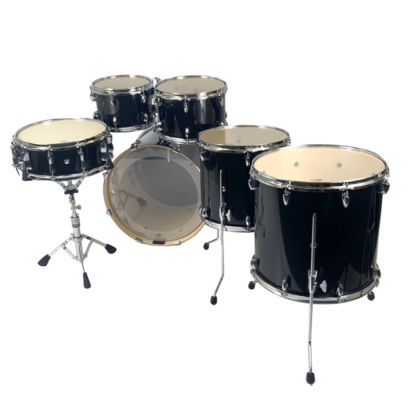 Yamaha Stage Custom Birch 20in 6-piece shell pack with floor toms in Raven Black. Perfect for profes.