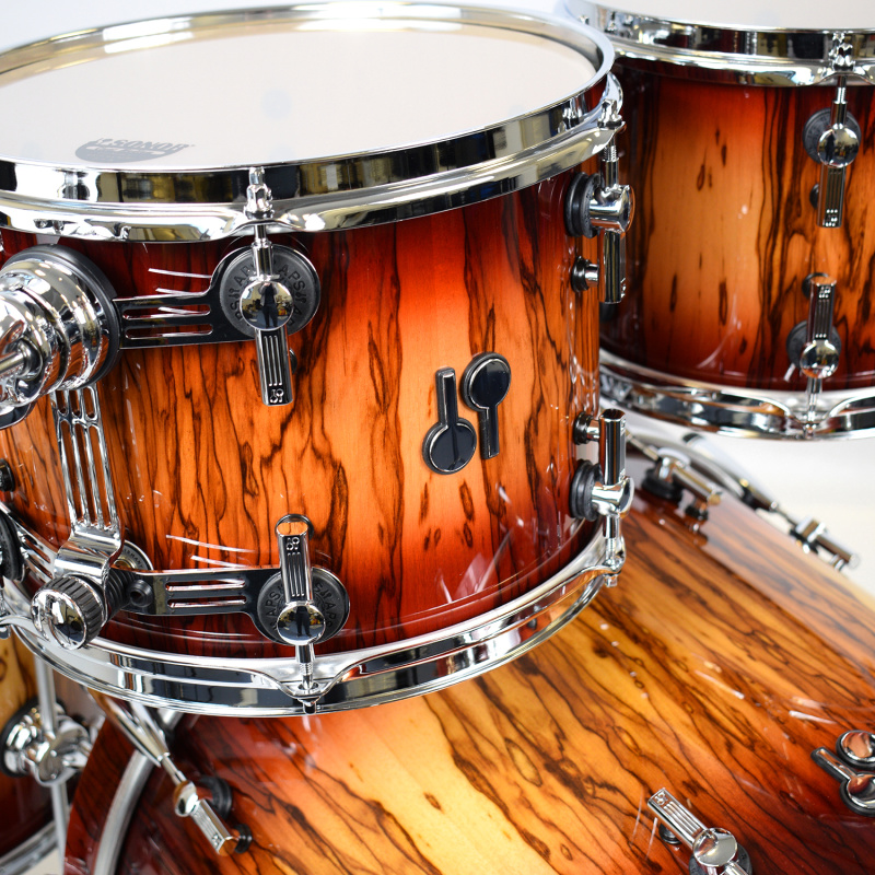 Sonor SQ2 22in 4pc Shell Pack – Red Candy Burst Over African Marble 5