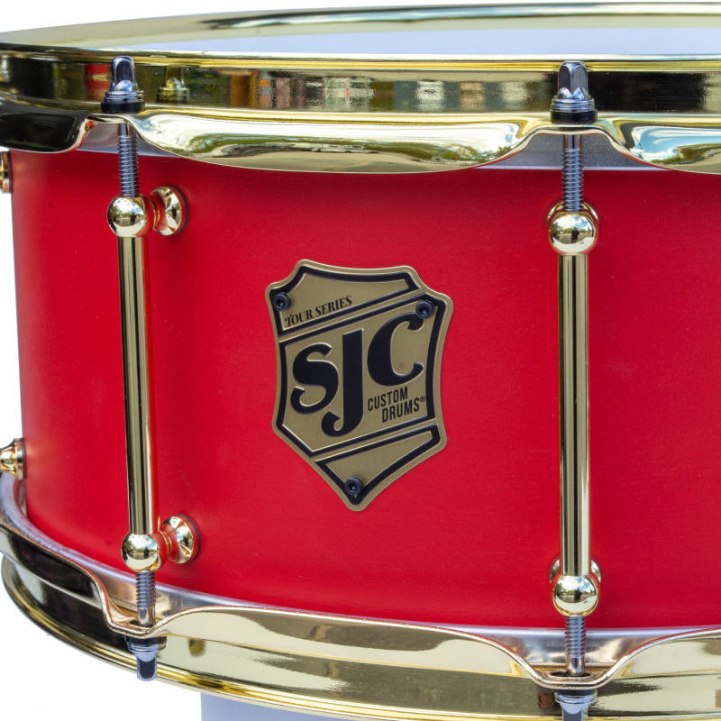 SJC Tour Series 22in 3pc Shell Pack – Ruby With Brass Hardware 10