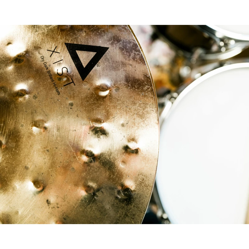 istanbul agop xist 17in dry dark brilliant hi hats