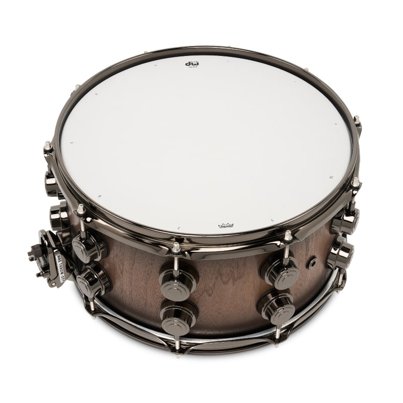 DW Collector's Walnut 22in 5pc Shell Pack - Natural To Quick Ebony satin speciality - Image 9