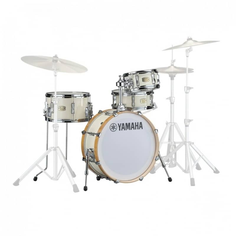 Yamaha Stage Custom Hip 20in 4pc Shell Pack with Bags - Classic White - Image 2