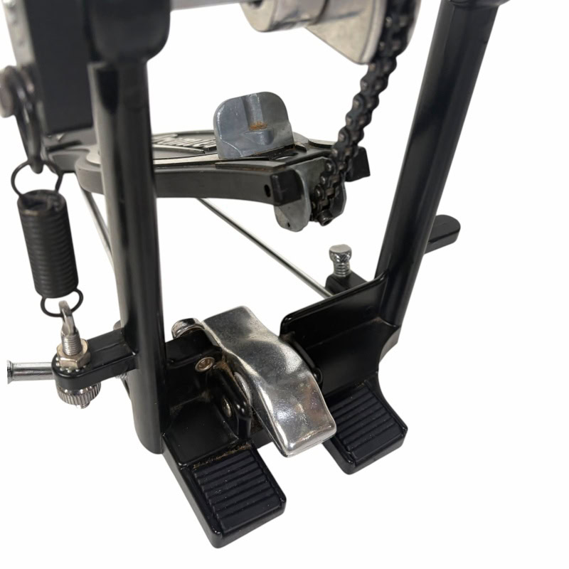 Drum pedal for drummers, showcasing a professional bass drum pedal with chain drive. Perfect for dru.