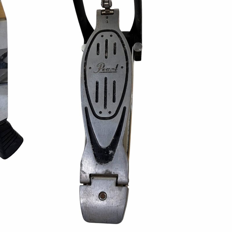 High-quality Pearl bass drum pedal for drummers.