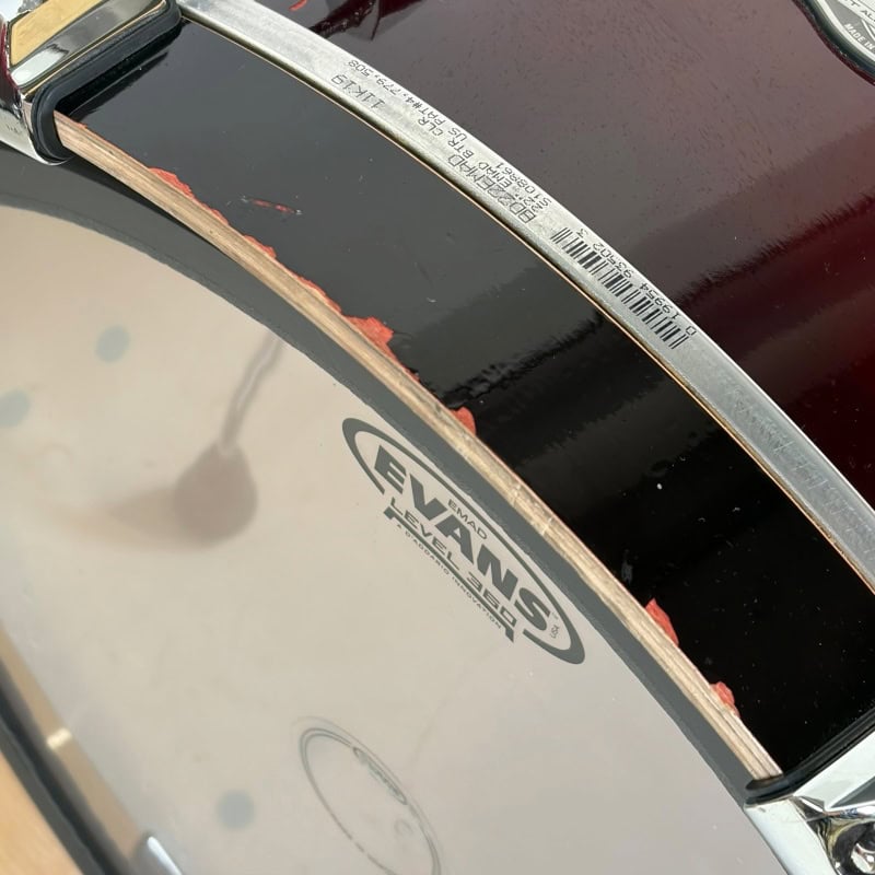 Drummers Only logo on a professional drum kit.