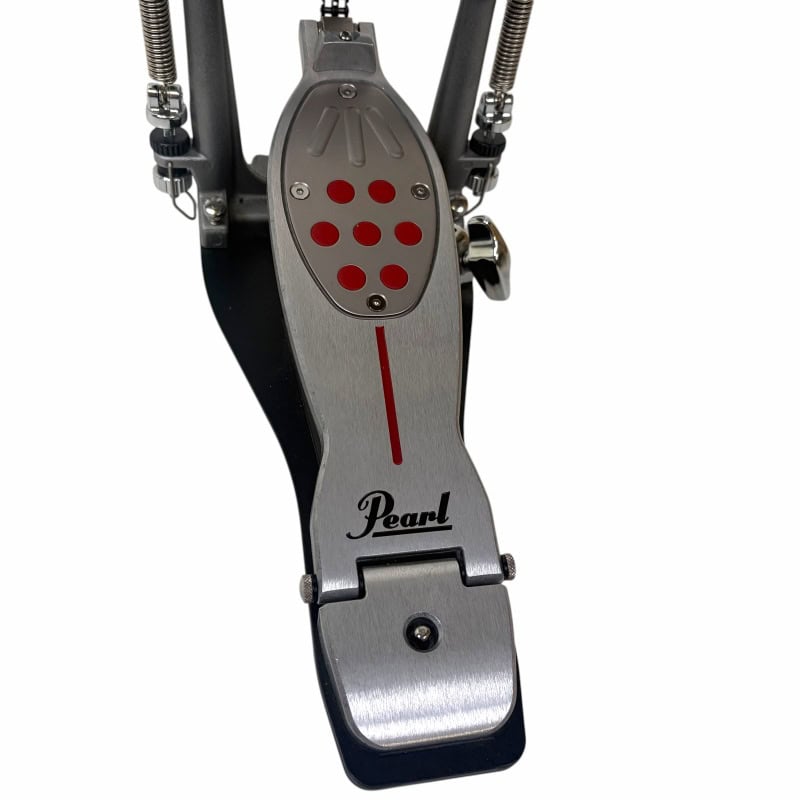 Professional Pearl bass drum pedal for drummers, high-quality hardware for precise beats.