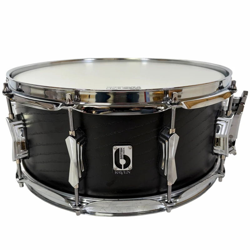 Snare drum for drummers, high-quality percussion instrument, ideal for studio and live performances.