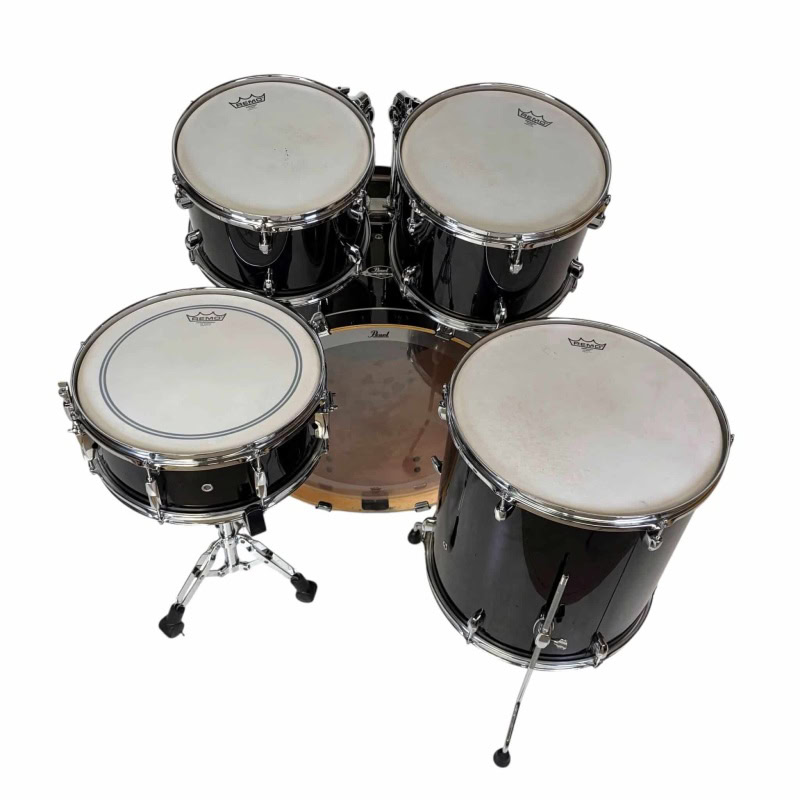 Pearl Export 22in 5-piece shell pack in jet black for professional drumming.