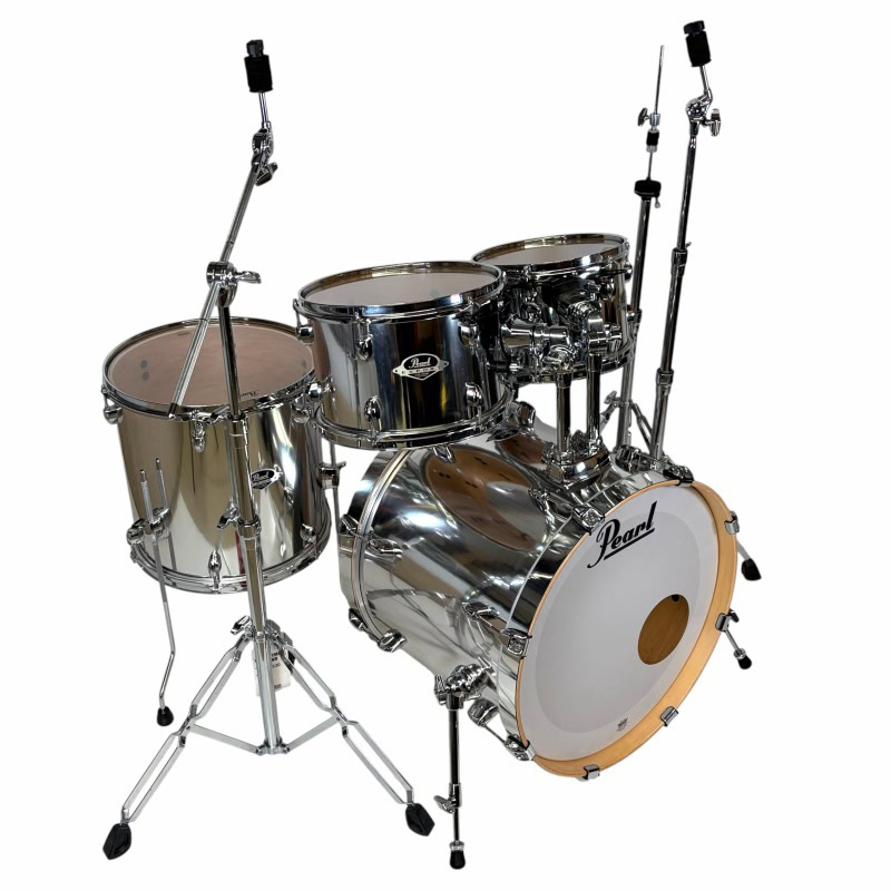 High-quality Pearl drum kit with cymbals and stands, perfect for drummers and music enthusiasts.