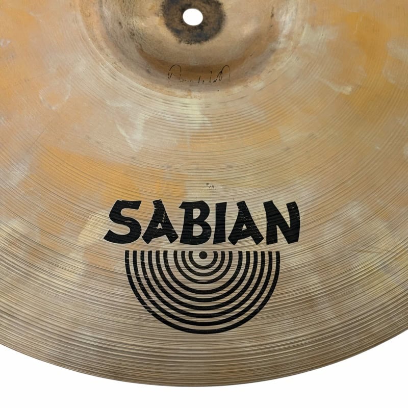 Sabian HHX 18in Evolution Crash Cymbal for drummers and percussionists.