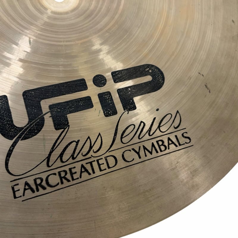 UFIP Class Series 18in crash cymbal for drumming and percussion.