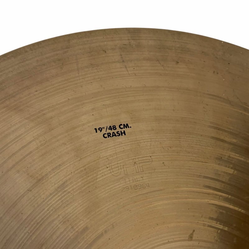 UFIP 19-inch crash cymbal for drummers and percussionists.