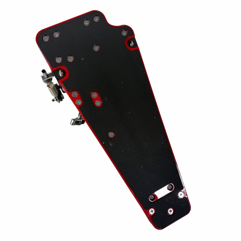 High-quality DW 5000 single bass drum pedal for drummers.