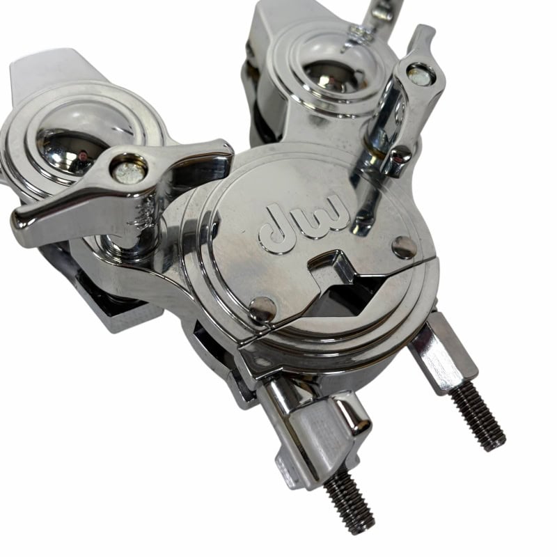 DW SM992 Double Tom Holder for drum kits and percussion setups.