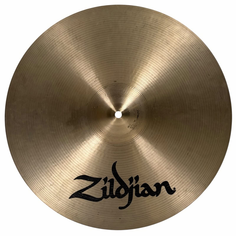Zildjian 16-inch medium thin crash cymbal for drummers and percussionists.