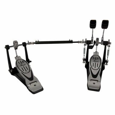 Pearl P-902 double bass drum pedal for drummers.