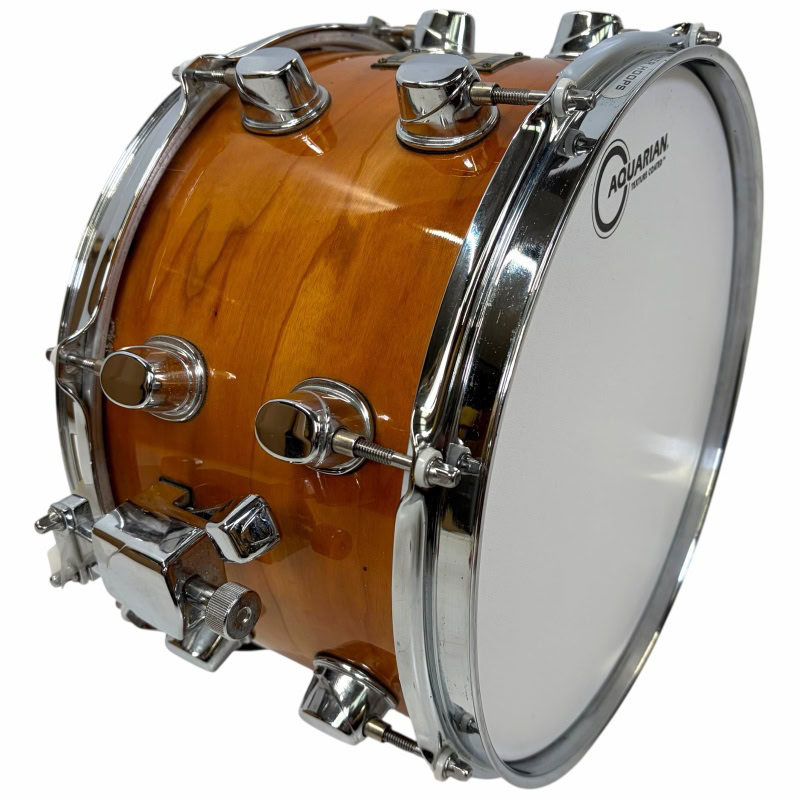 Mapex Black Panther Cherry/Maple 12x7in snare drum for drumming enthusiasts.