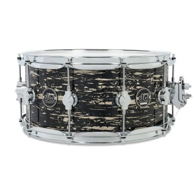 DW Performance Series 14x6.5in snare drum with black oyster finish.