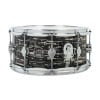 Black Oyster finish DW snare drum for professional drumming.