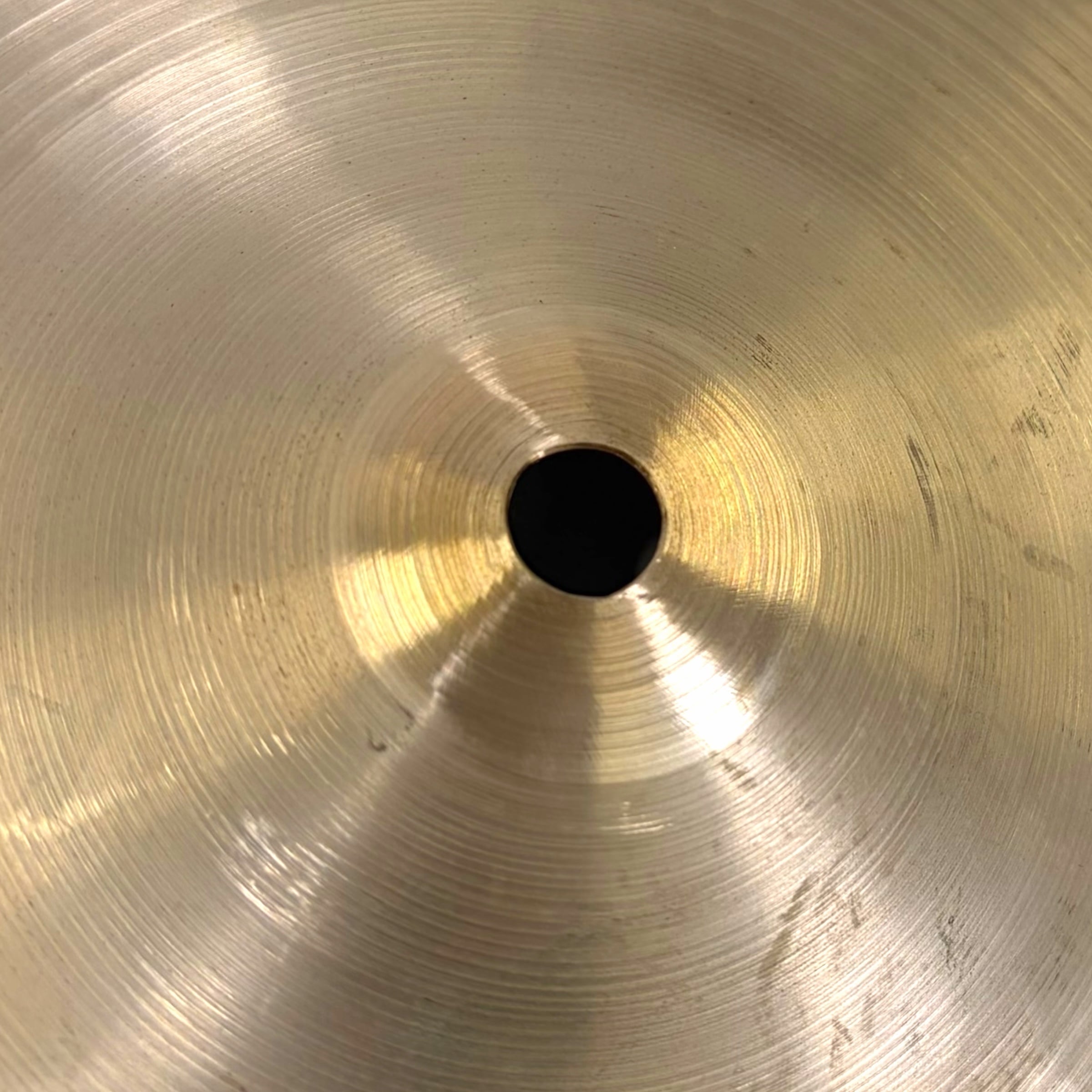 Close-up of a 14-inch Istanbul Mehmet Samatya crash cymbal with detailed grooves.